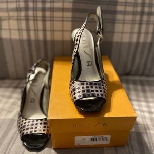 Unisa Heels